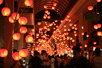 【テーマ】山口のちょうちんまつり 撮影者:藤利 充宏 様 夢街道ルネサンス認定地区名:萩往還(山口県萩市・山口市・防府市)